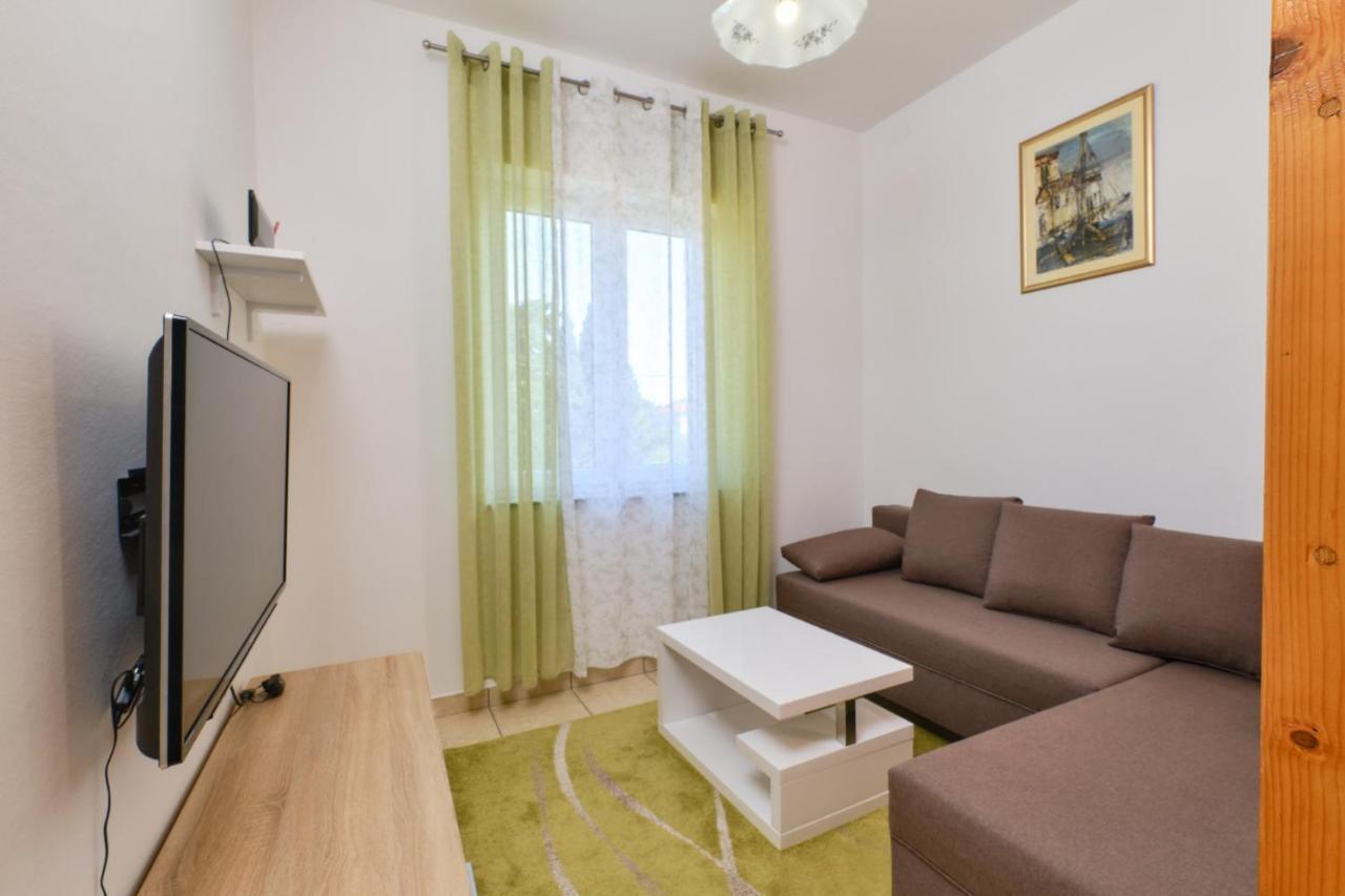 Apartments Blanka Нерезине Экстерьер фото