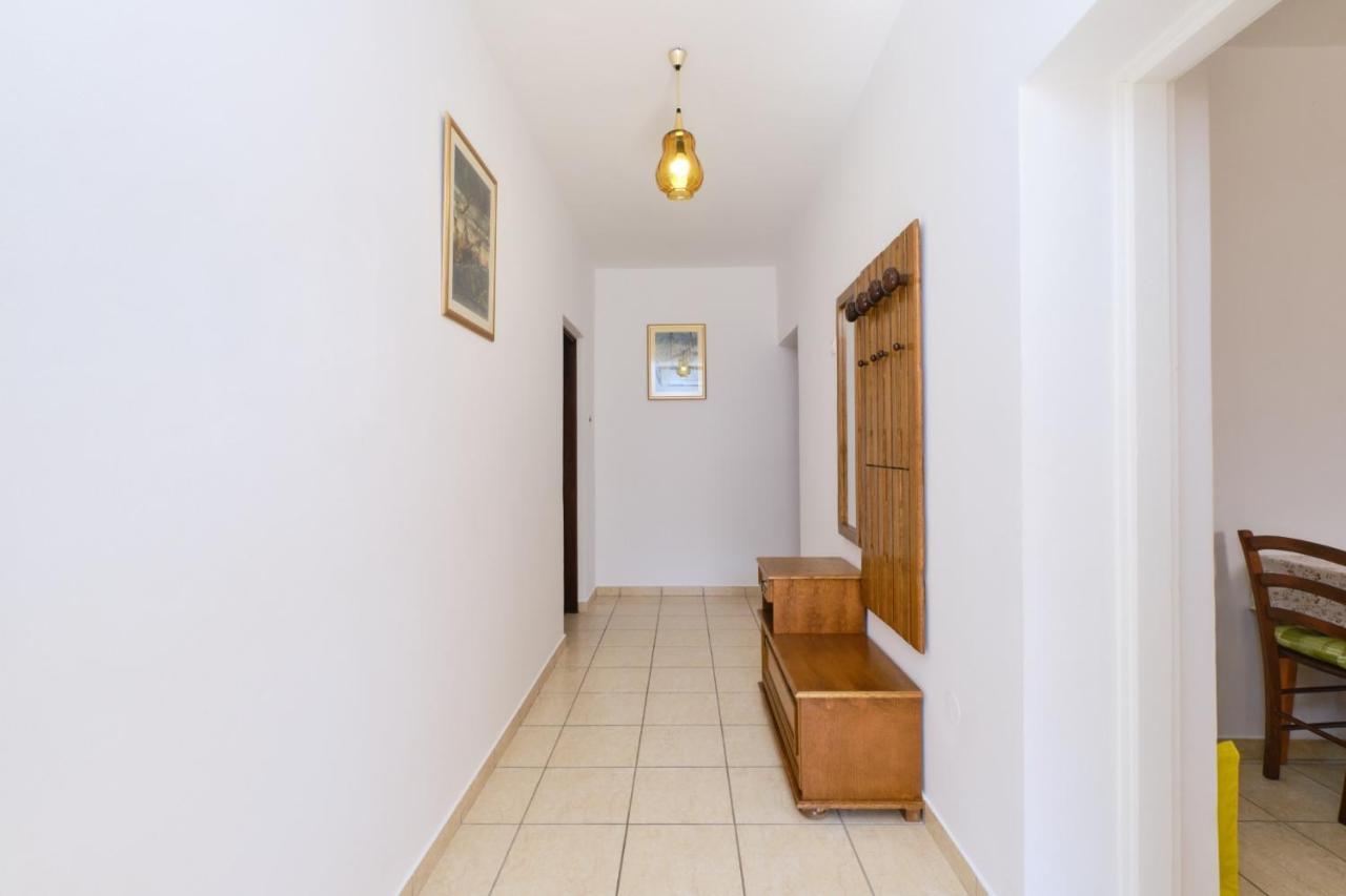 Apartments Blanka Нерезине Экстерьер фото